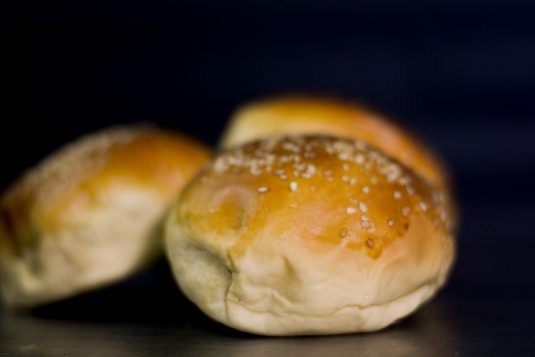 Pão de Hamburguer com gergelim - Imagem 3